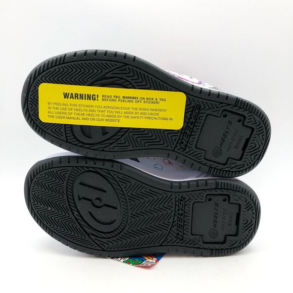 Heelys Girls Hello Kitty Kama Sneakers Youth 13 C EU 31 Black White Multi NIB - Picture 12 of 14